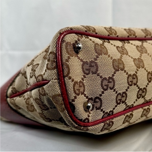 Gucci vintage Red and Brown Monogram Tote Bag - Picture 4 of 10